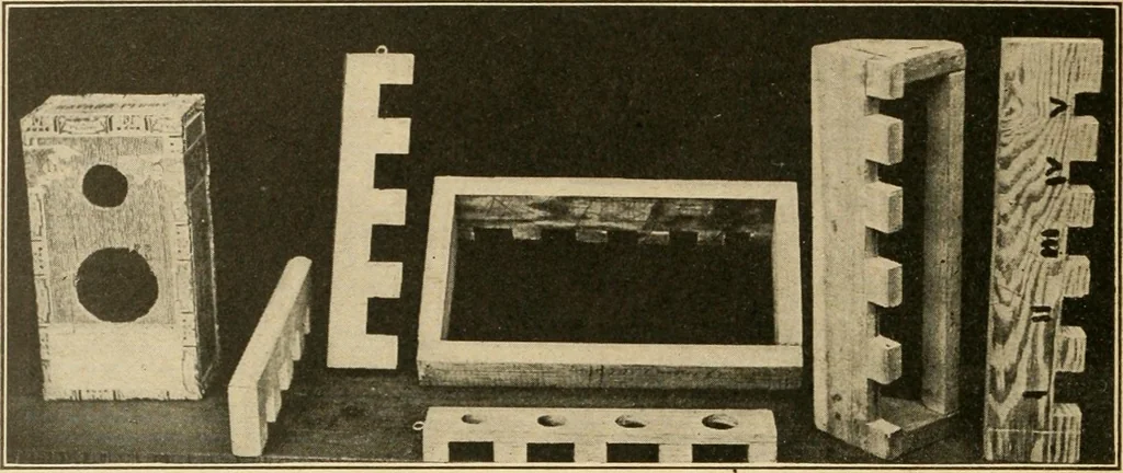 An illustration from Manual training--play problems; constructive work for boys and girls based on the play interest, 1917, leaf 97