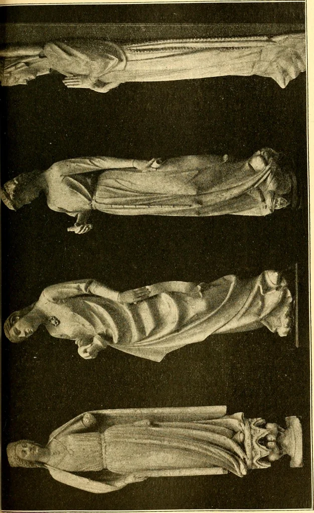 An illustration from Manuel d'archeologie francaise depuis les temps mérovingiens jusqu'à la renaissance .., 1902, leaf 102