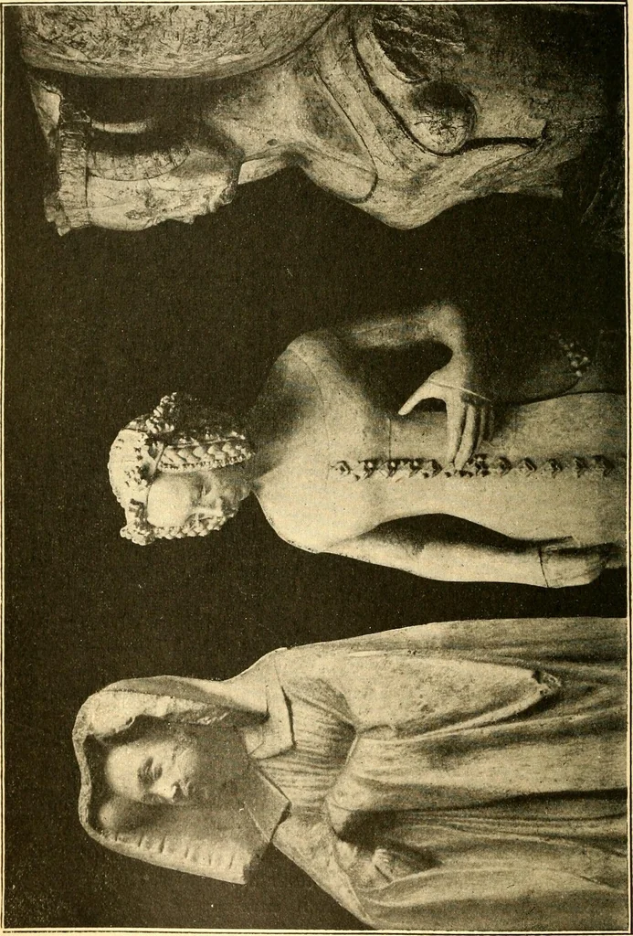 An illustration from Manuel d'archeologie francaise depuis les temps mérovingiens jusqu'à la renaissance .., 1902, leaf 227