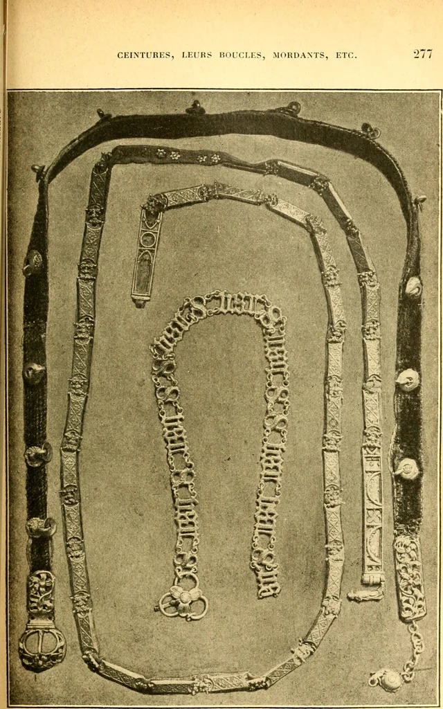 An illustration from Manuel d'archeologie francaise depuis les temps mérovingiens jusqu'à la renaissance .., 1902, leaf 312