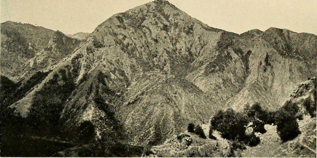 An illustration from Maps and survey, 1913, leaf 252