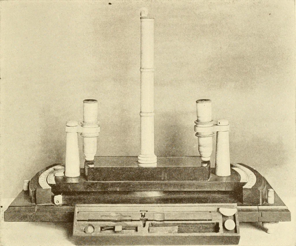 An illustration from The Marine room of the Peabody Museum of Salem, 1921, leaf 182