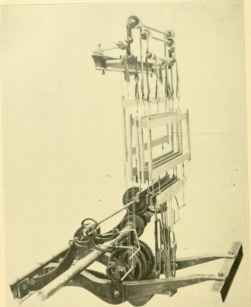 An illustration from The Mason Machine Works, Taunton, Massachusetts, U.S.A., inventors and builders of cotton machinery : Founded 1842 ; Incorporated 1873 ; [Catalogue], 1898, leaf 285