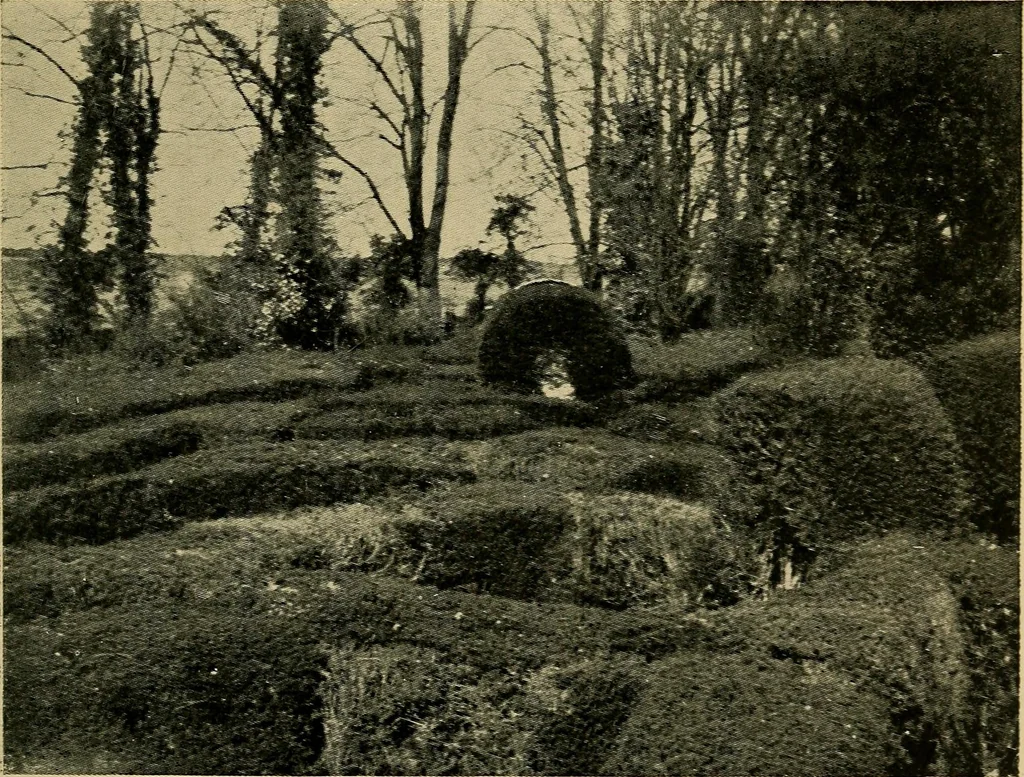 An illustration from Mazes and labyrinths; a general account of their history and developments, 1922, leaf 224