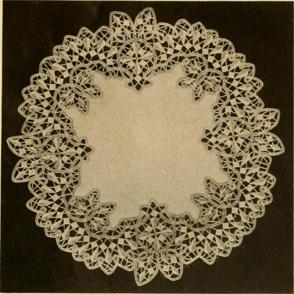 An illustration from Medici lace and the art of making it, 1908, leaf 12