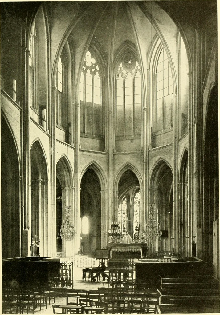 An illustration from Medieval architecture, its origins and development, with lists of monuments and bibliographies, 1909, leaf 426