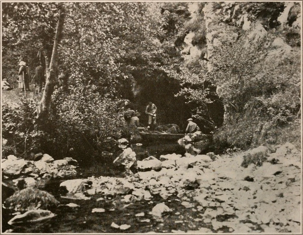 An illustration from Men of the old stone age : their environment, life and art, 1916, leaf 463