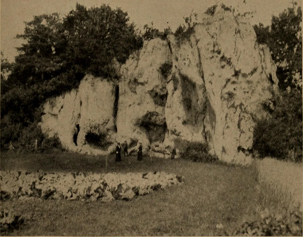 An illustration from Men of the old stone age, their environment, life and art, 1918, leaf 490