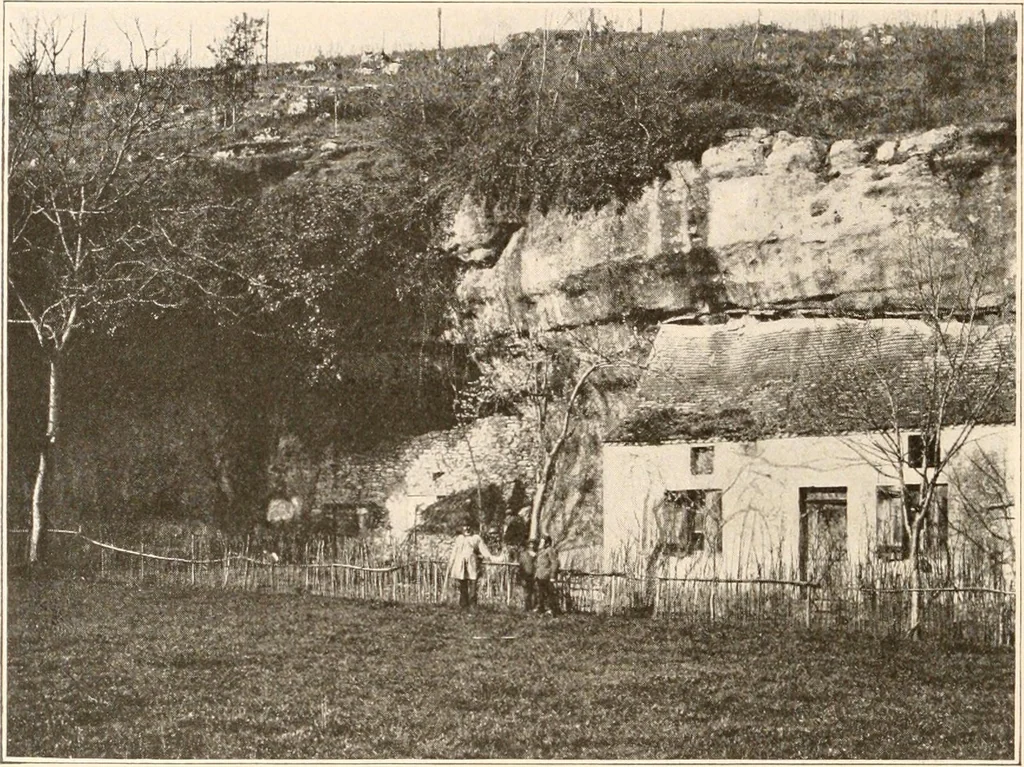 An illustration from Men of the old stone age, their environment, life and art, 1916, leaf 437