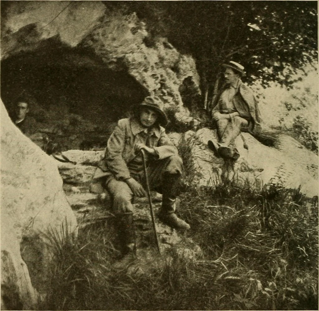 An illustration from Men of the old stone age, their environment, life and art, 1915, leaf 439