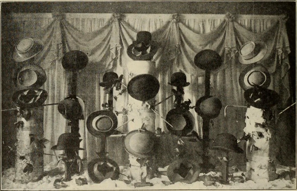 An illustration from Men's wear of Canada (January-December 1912), 1912, leaf 323