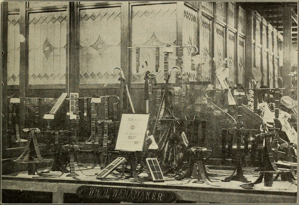 An illustration from Men's wear of Canada (January-December 1912), 1912, leaf 484