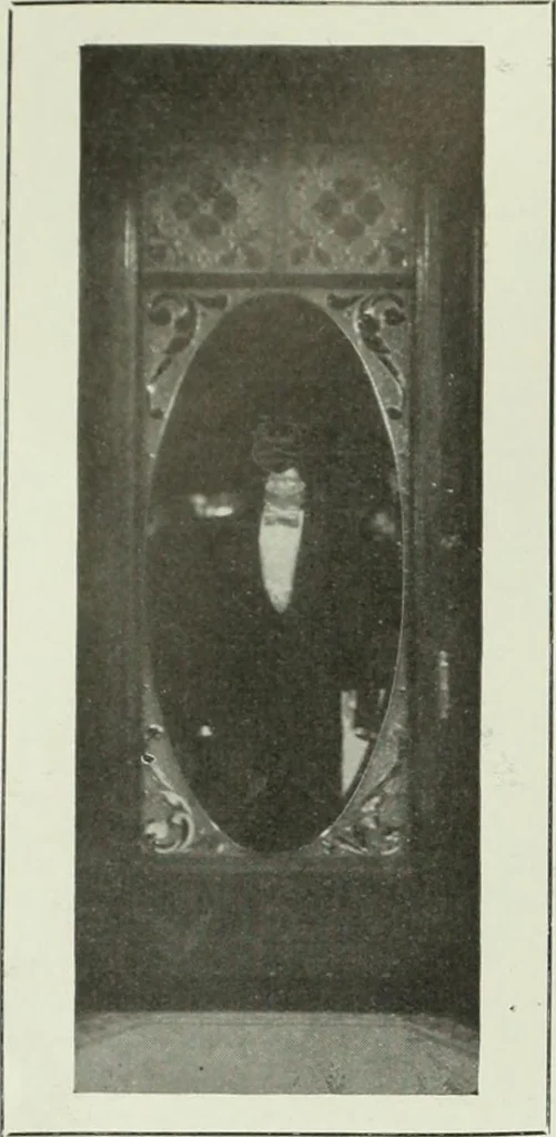 An illustration from Men's wear of Canada (January-December 1913), 1913, leaf 11