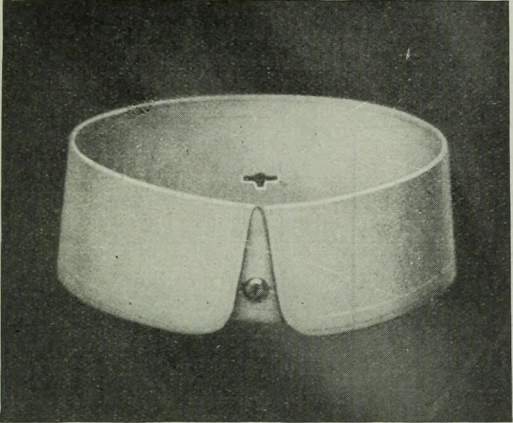 An illustration from Men's wear of Canada (January-December 1913), 1913, leaf 36