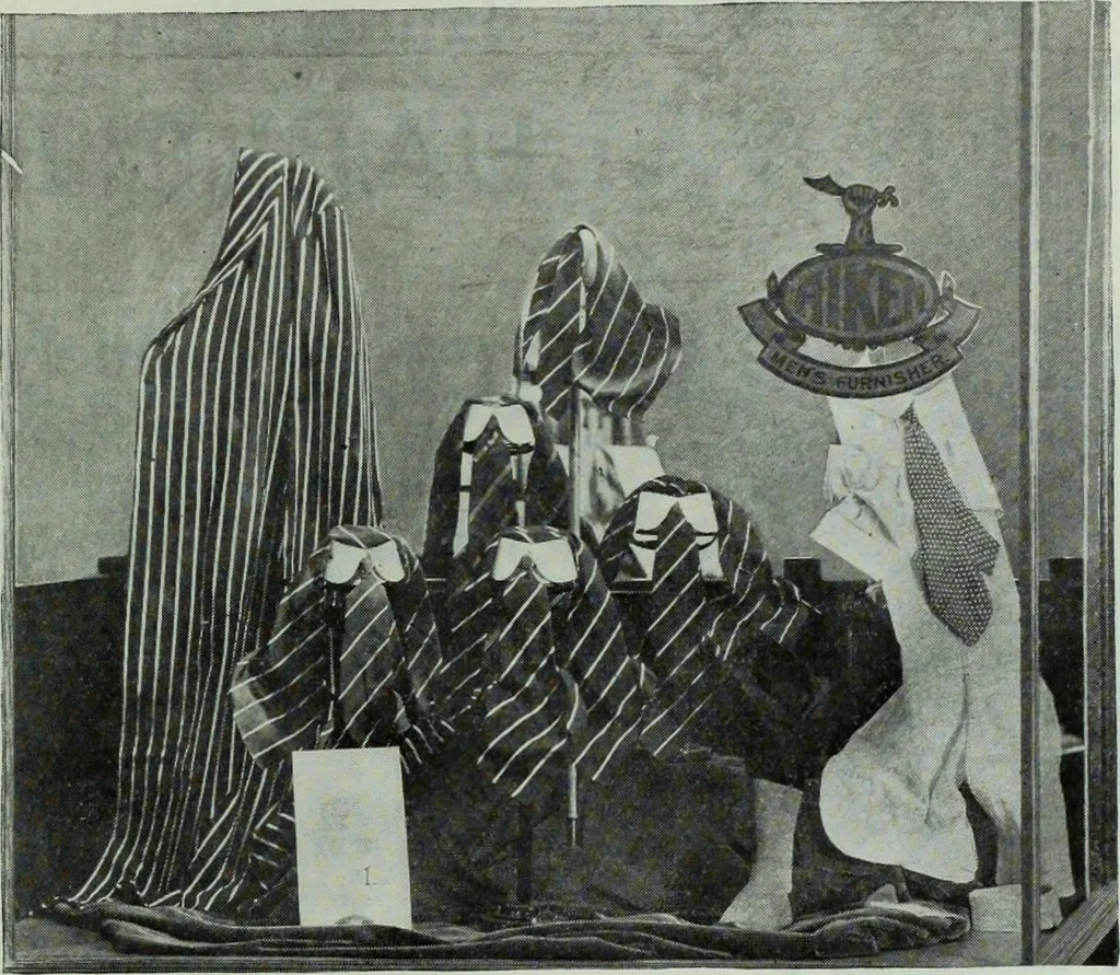 An illustration from Men's wear of Canada (January-December 1914), 1914, leaf 222