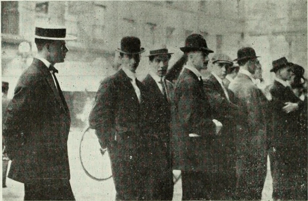 An illustration from Men's wear of Canada (January-December 1914), 1914, leaf 343