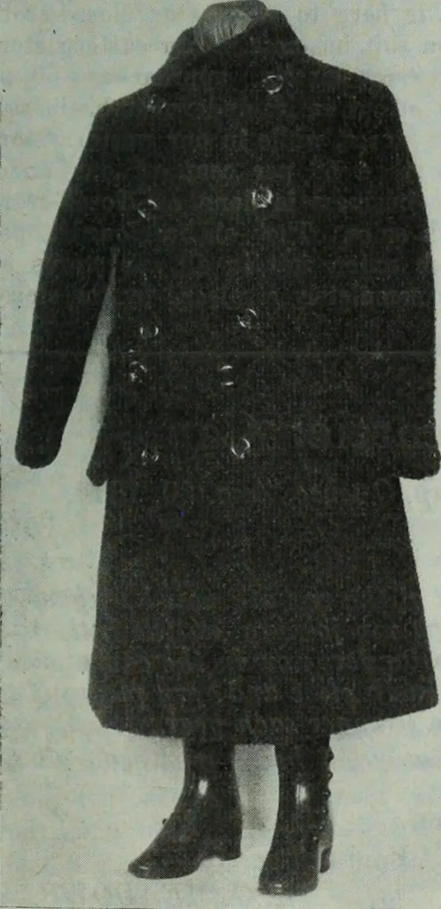 An illustration from Men's wear of Canada (January-December 1914), 1914, leaf 424