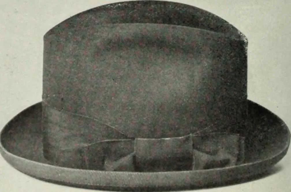 An illustration from Men's wear of Canada (January-December 1915), 1915, leaf 349