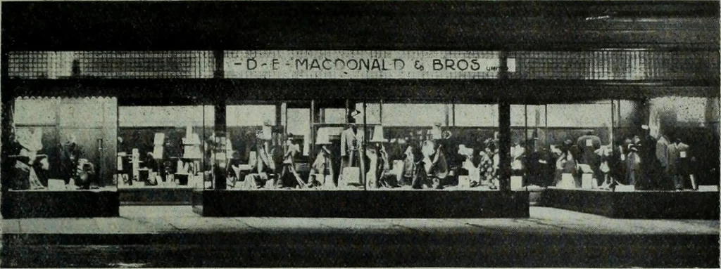 An illustration from Men's wear of Canada (January-December 1915), 1915, leaf 44