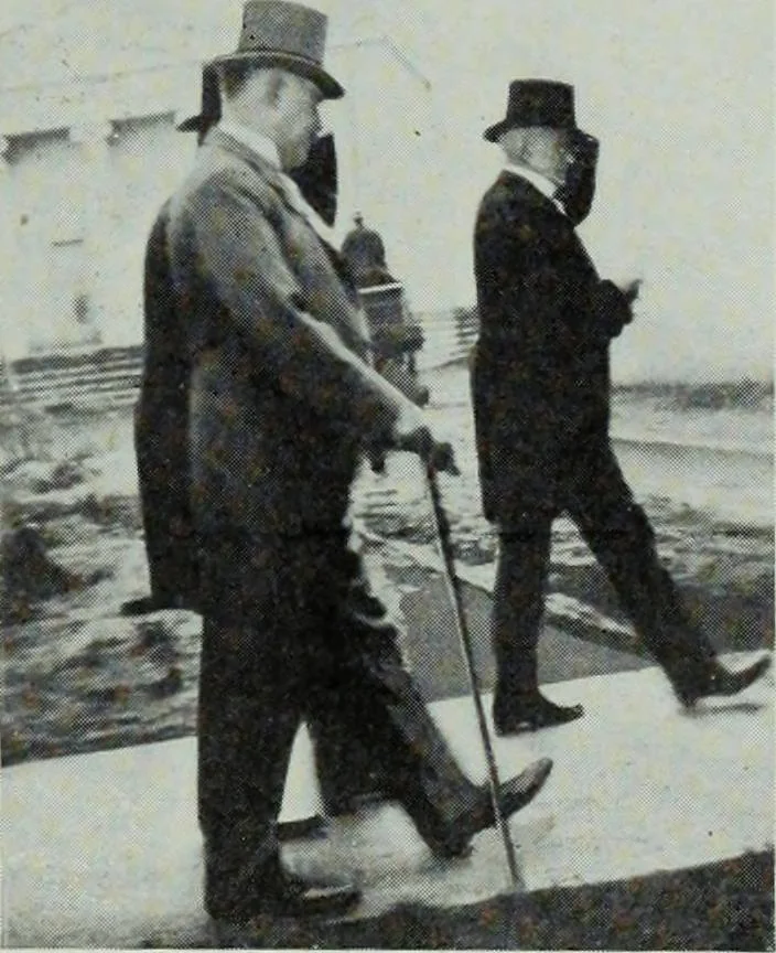 An illustration from Men's wear of Canada (January-December 1915), 1915, leaf 562
