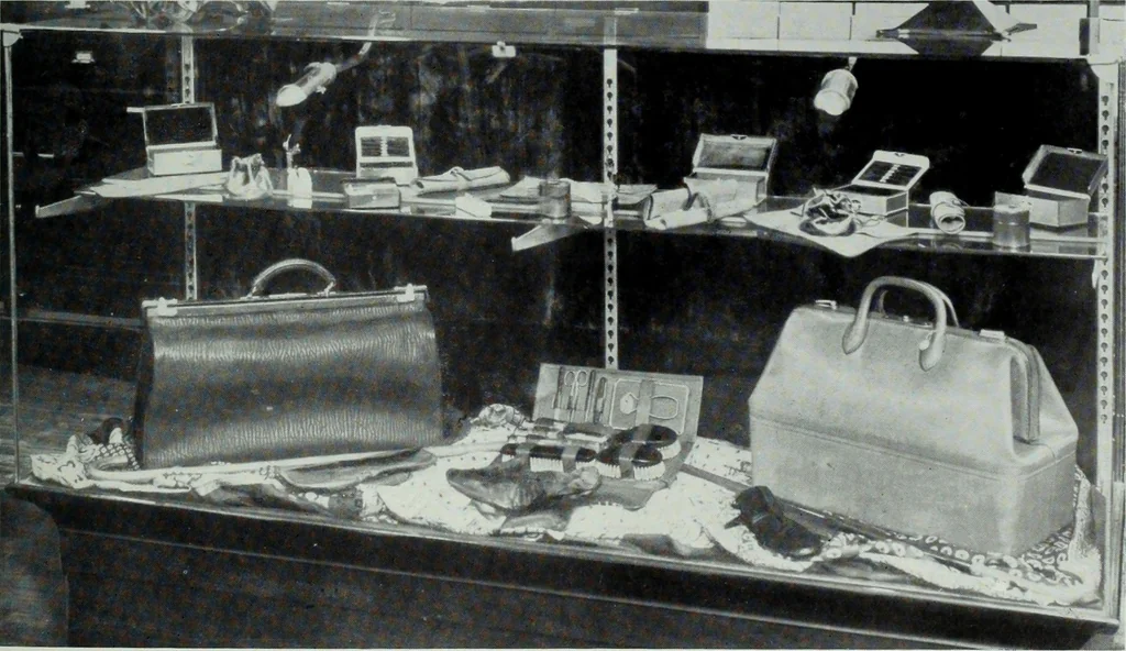 An illustration from Men's wear of Canada (January-December 1915), 1915, leaf 698