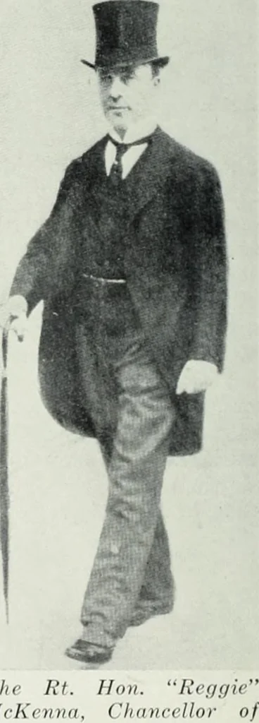 An illustration from Men's wear of Canada (January-December 1915), 1915, leaf 709