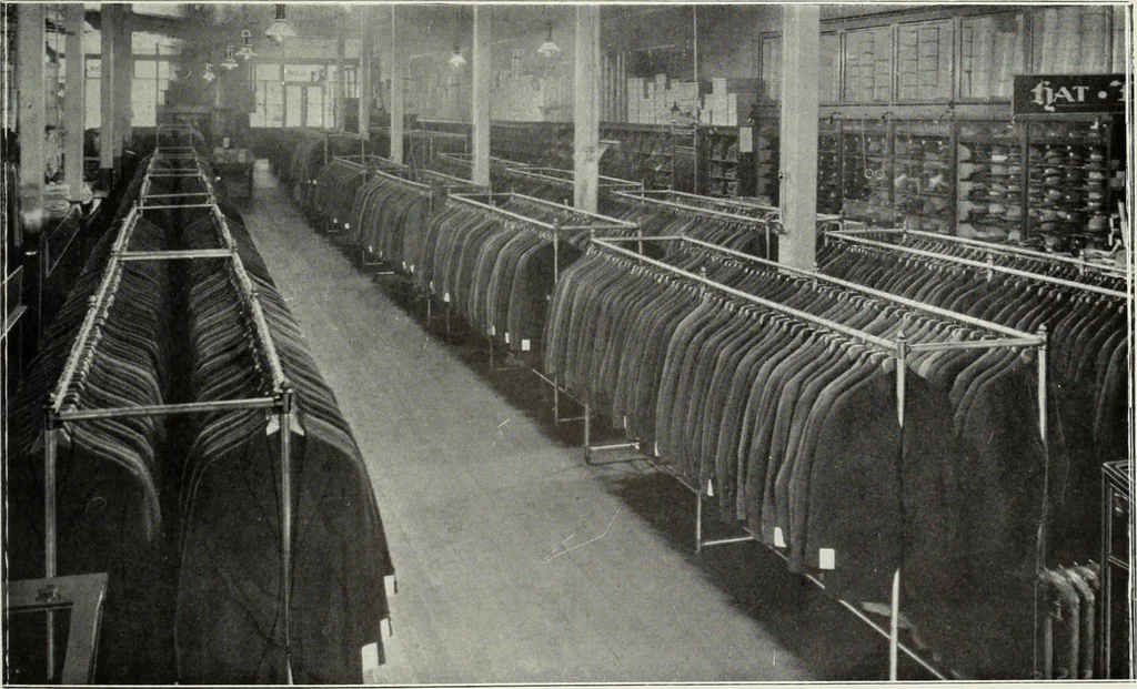 An illustration from Men's wear of Canada (January-December 1916), 1916, leaf 140