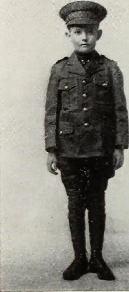 An illustration from Men's wear of Canada (January-December 1916), 1916, leaf 423