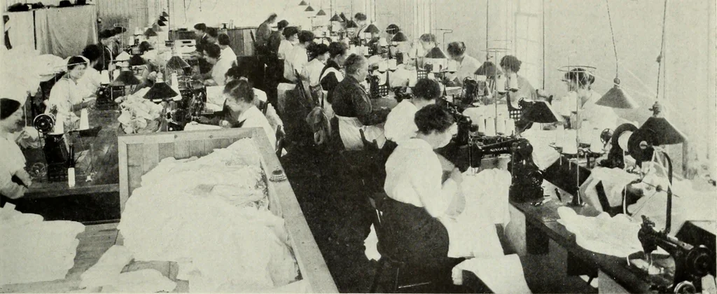 An illustration from Men's wear of Canada (January-December 1917), 1917, leaf 376