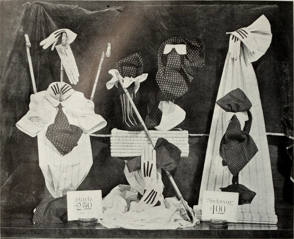 An illustration from Men's wear of Canada (January-December 1917), 1917, leaf 585