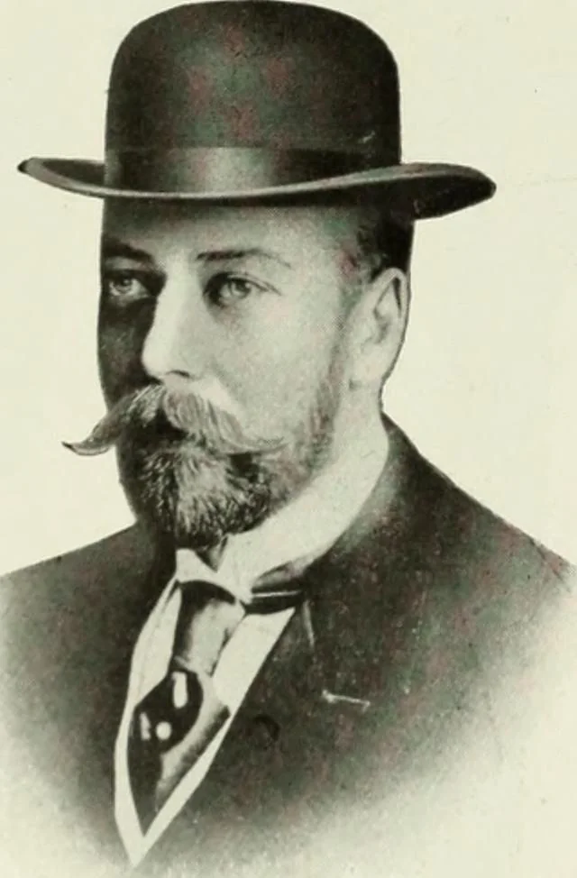 An illustration from Men's wear of Canada (January-December 1918), 1918, leaf 179