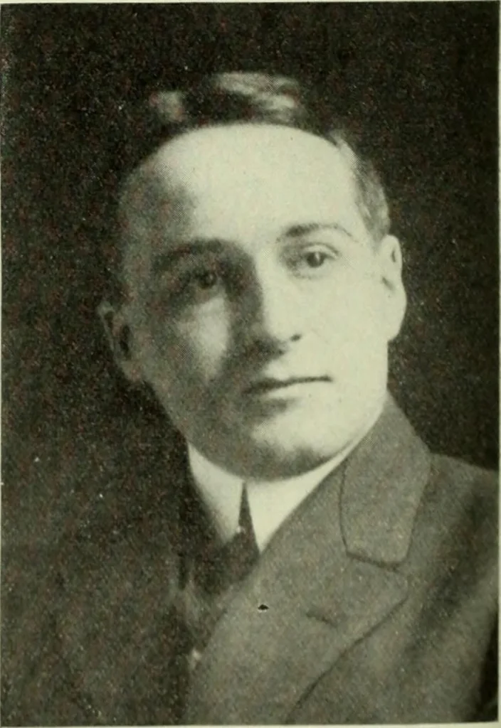 An illustration from Men's wear of Canada (January-December 1918), 1918, leaf 523