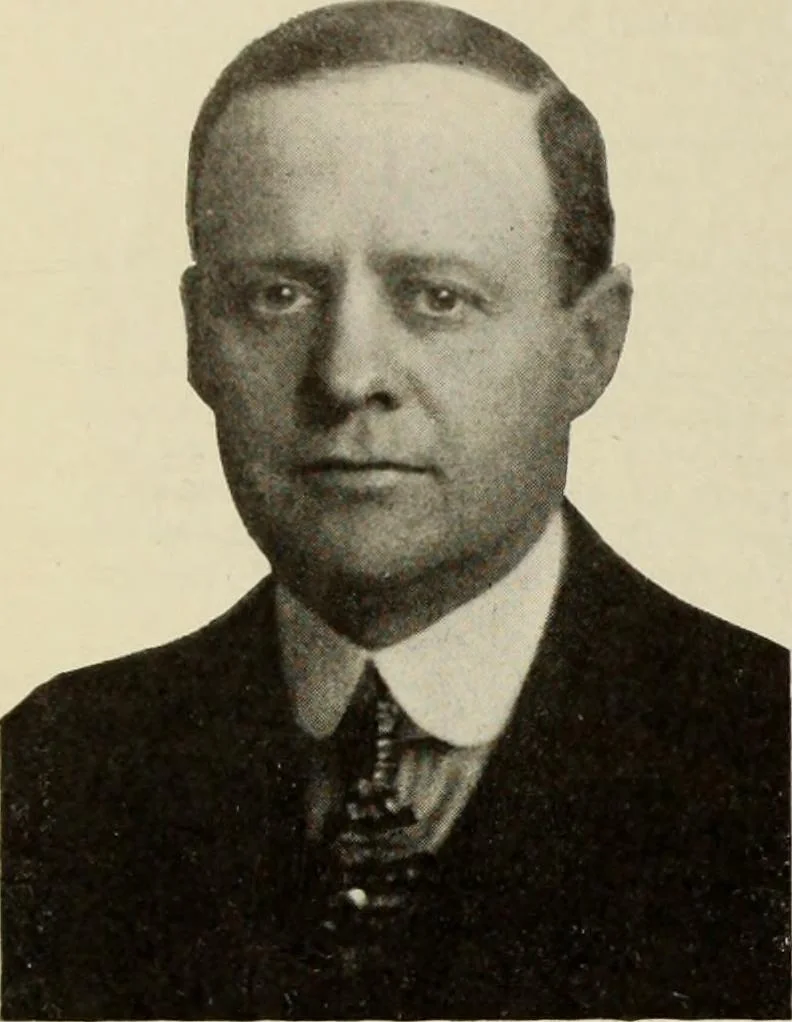 An illustration from Men's wear of Canada (January-December 1919), 1919, leaf 1021