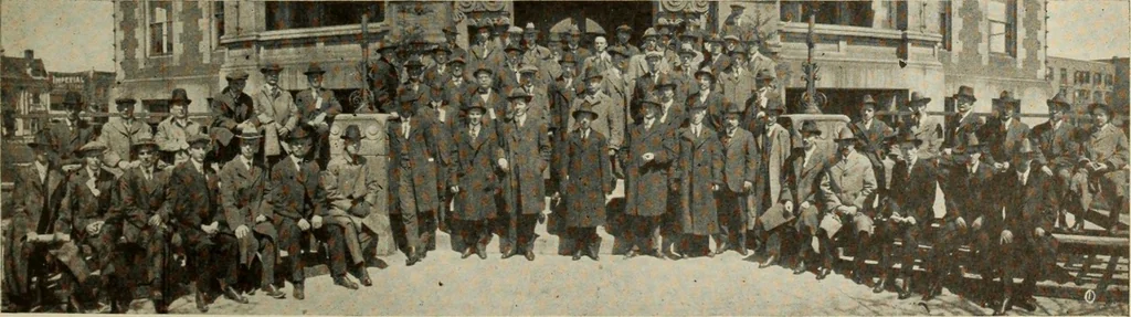 An illustration from Men's wear of Canada (January-December 1919), 1919, leaf 496