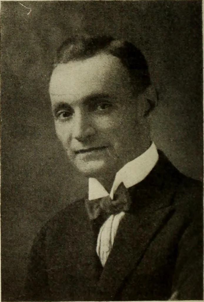 An illustration from Men's wear of Canada (January-December 1919), 1919, leaf 515