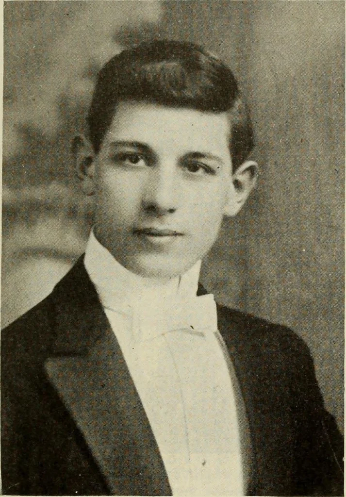 An illustration from Men's wear of Canada (January-December 1919), 1919, leaf 594