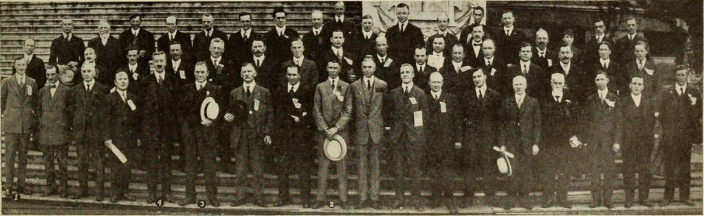 An illustration from Men's wear of Canada (January-December 1919), 1919, leaf 848