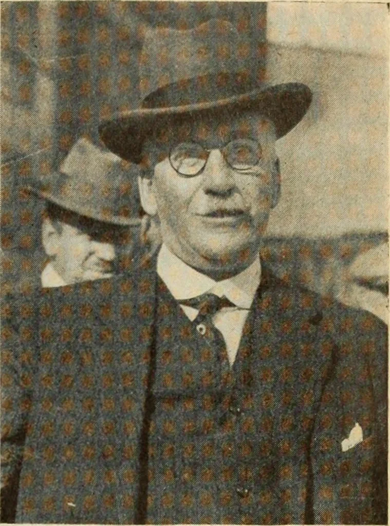 An illustration from Men's wear of Canada (January-December 1921), 1921, leaf 136
