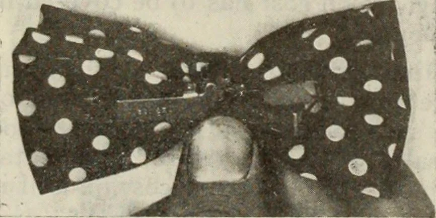 An illustration from Men's wear of Canada (January-December 1921), 1921, leaf 471