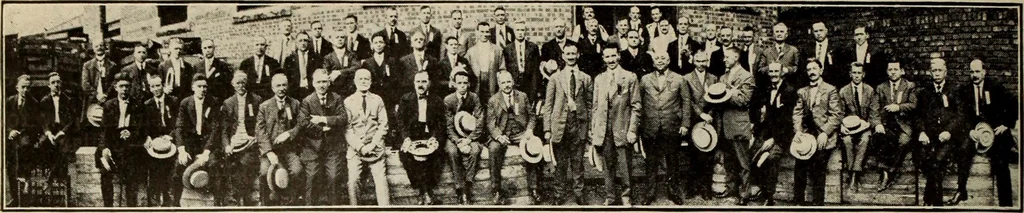An illustration from Men's wear of Canada (January-December 1921), 1921, leaf 641