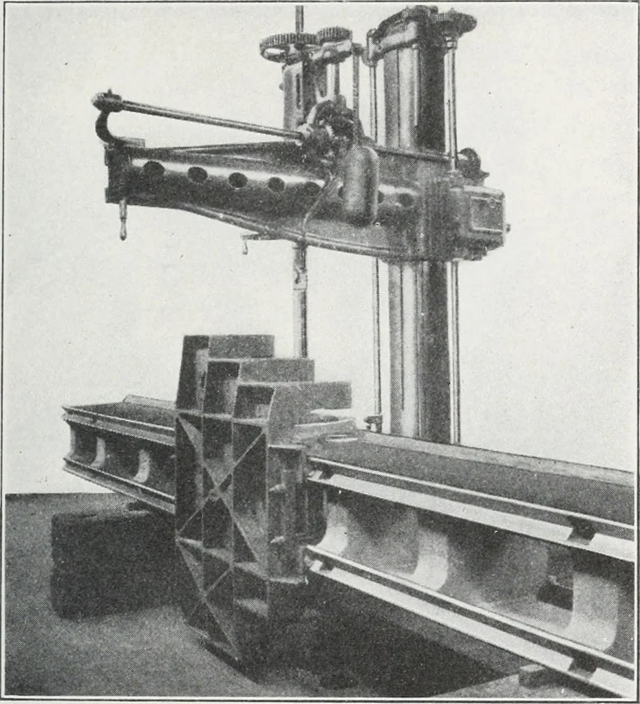 An illustration from Methods of machine shop work : for apprentices and students in technical and trade schools, 1914, leaf 214