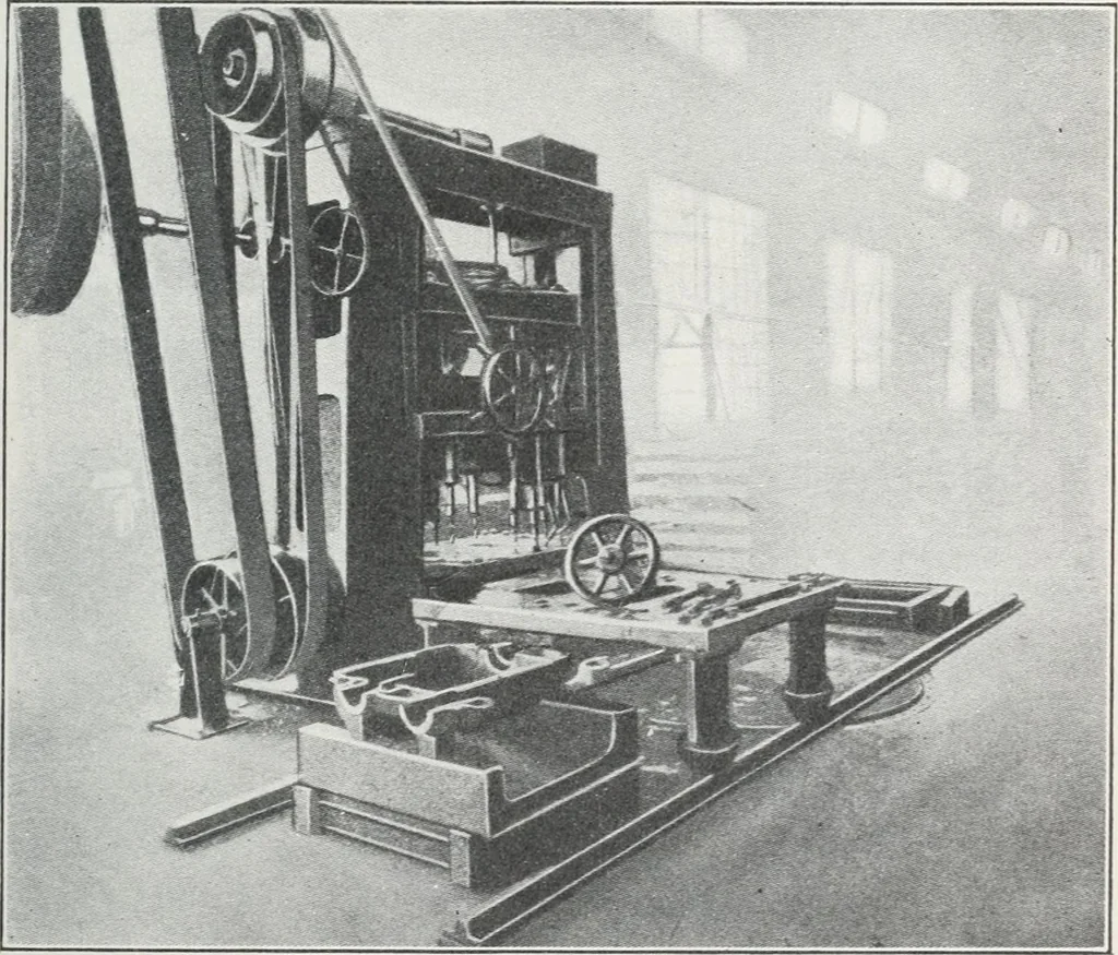 An illustration from Methods of machine shop work : for apprentices and students in technical and trade schools, 1914, leaf 220