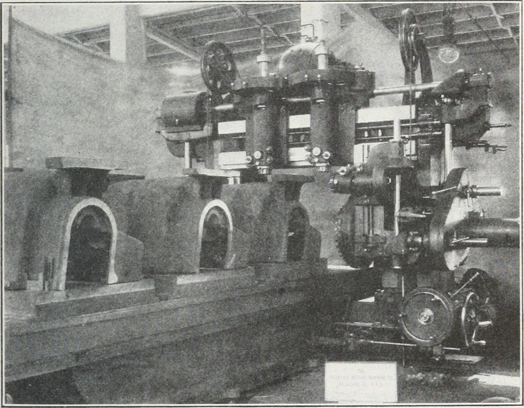 An illustration from Methods of machine shop work : for apprentices and students in technical and trade schools, 1914, leaf 242
