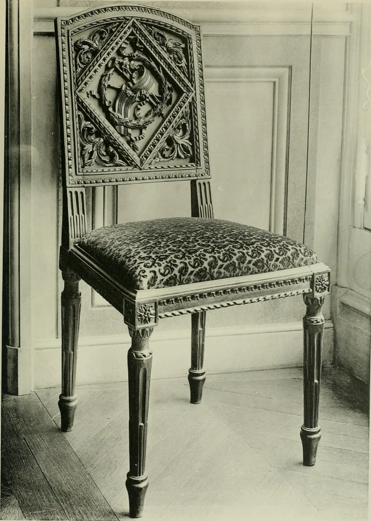 An illustration from Meubles, sièges, bronzes, dessins, 1900, leaf 4