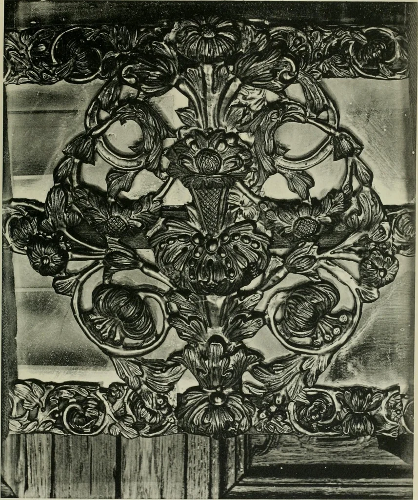 An illustration from Meubles, sièges, bronzes, dessins, 1900, leaf 50