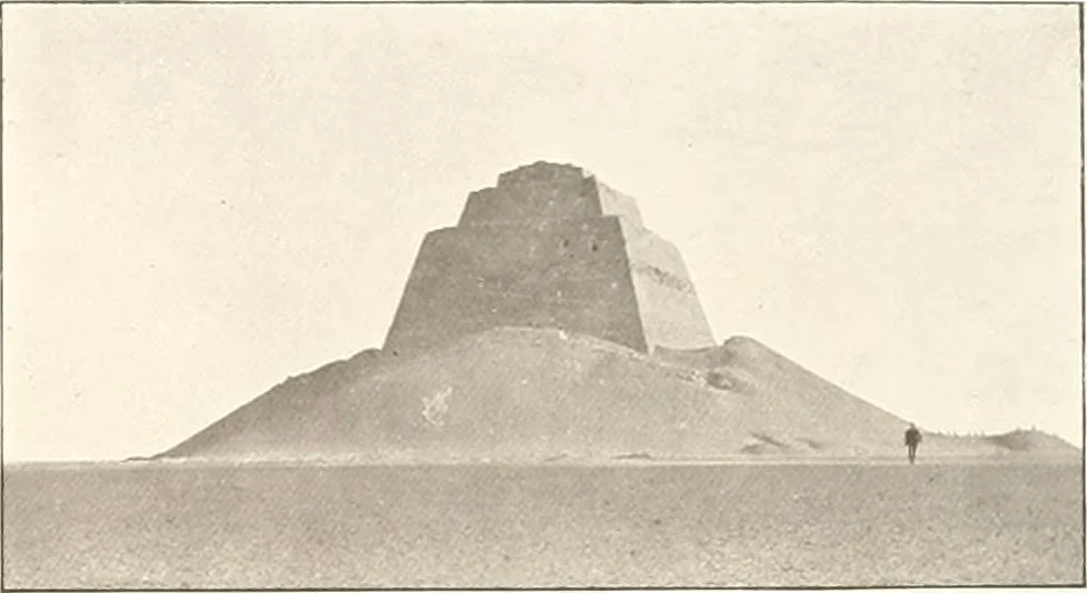 An illustration from Meydum and Memphis (III), 1910, leaf 62