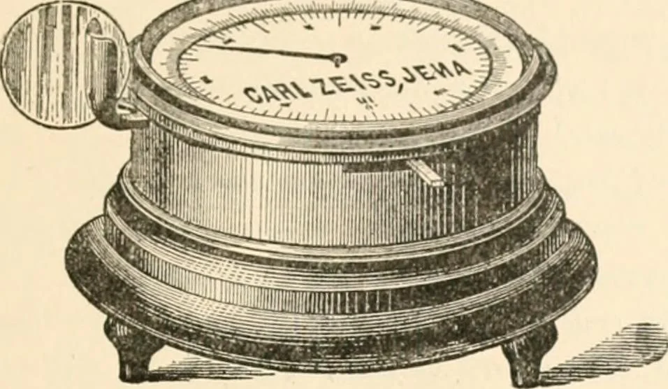 An illustration from The microscope; an introduction to microscopic methods and to histology, 1899, leaf 168