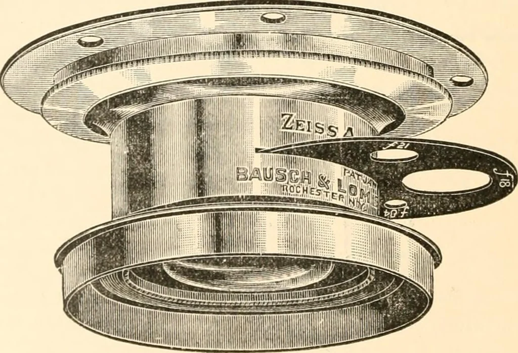 An illustration from The microscope; an introduction to microscopic methods and to histology, 1899, leaf 219