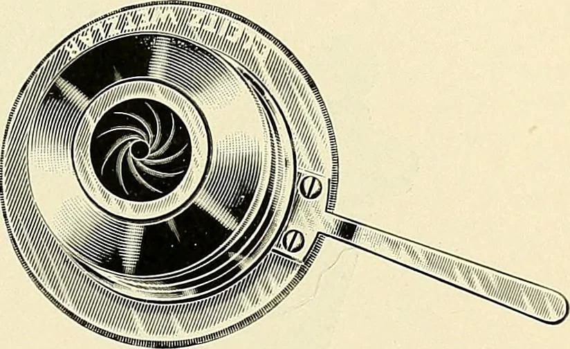 An illustration from Microscopes and accessory apparatus, 1899, leaf 26