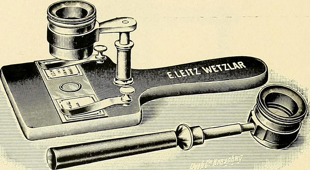 An illustration from Microscopes and accessory apparatus, 1899, leaf 65